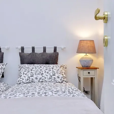 Monti Charming - Short Let Service Roma